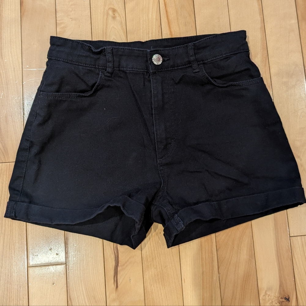 H&M Black High Waist Women's Shorts